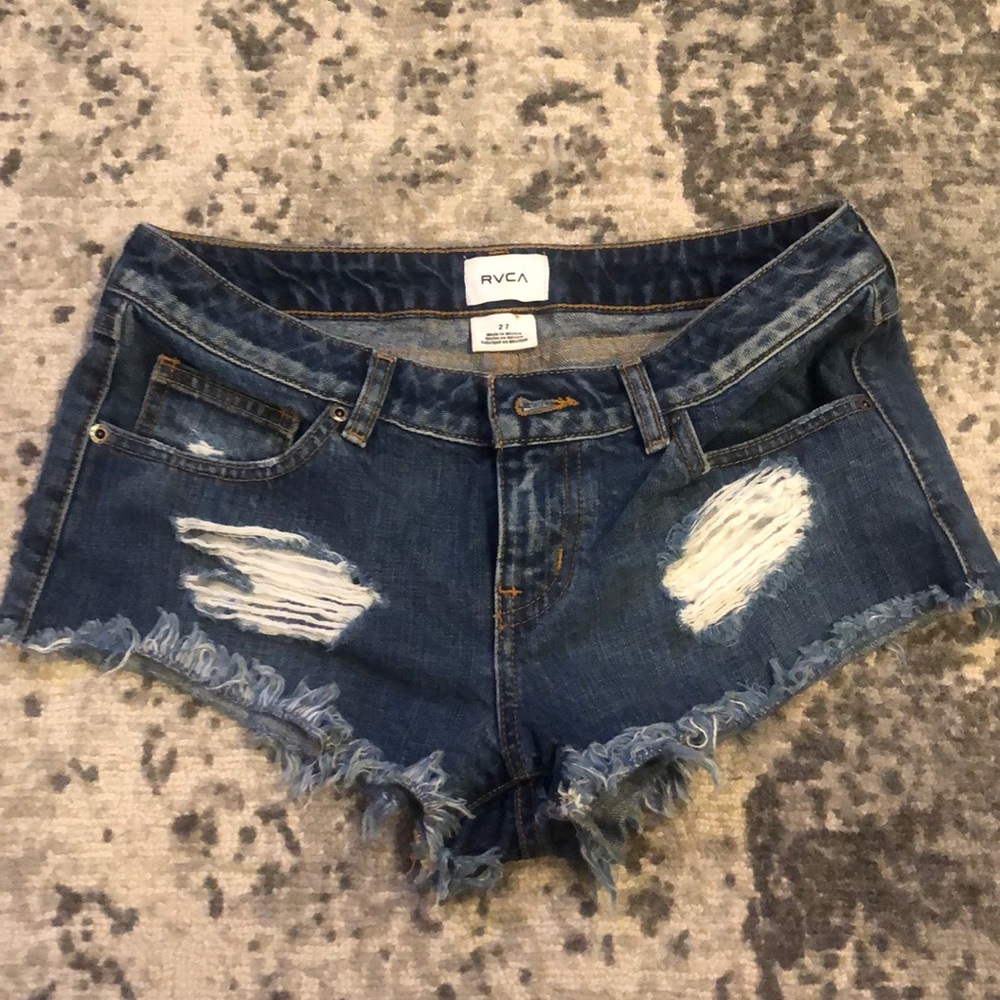 RVCA cut off shorts size 27